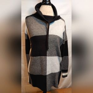 T By Talbots Buffalo Plaid Crew Neck Tunic Sweater Size PS Oversized NWT Cotton